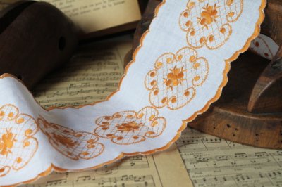 画像1: フランス・アンティーク　刺繍リボン　